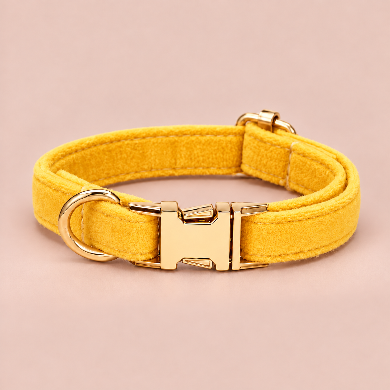 Yellow personalised velvet collar without a bell